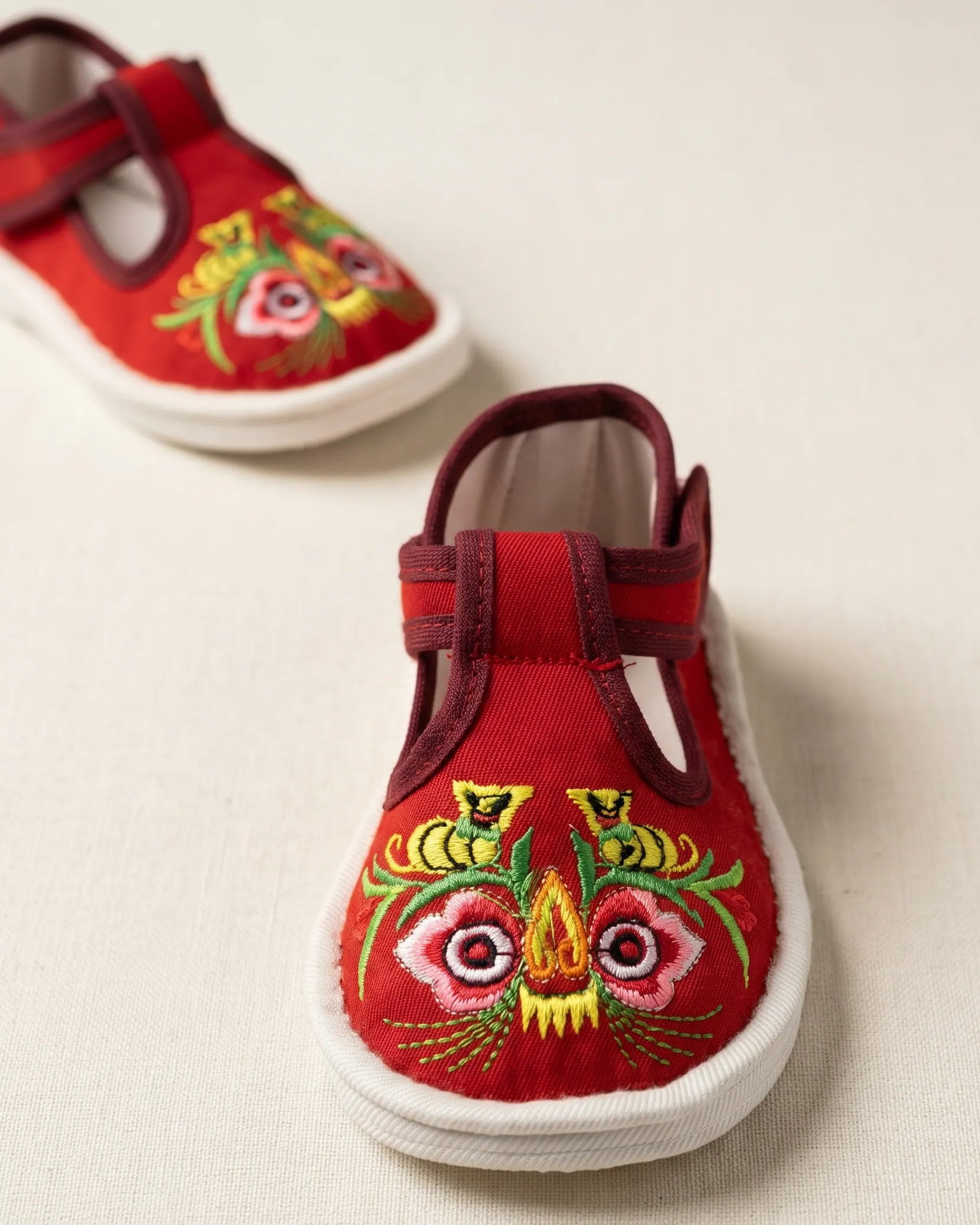 Tiger Head Shoes — 虎头鞋 — view 4